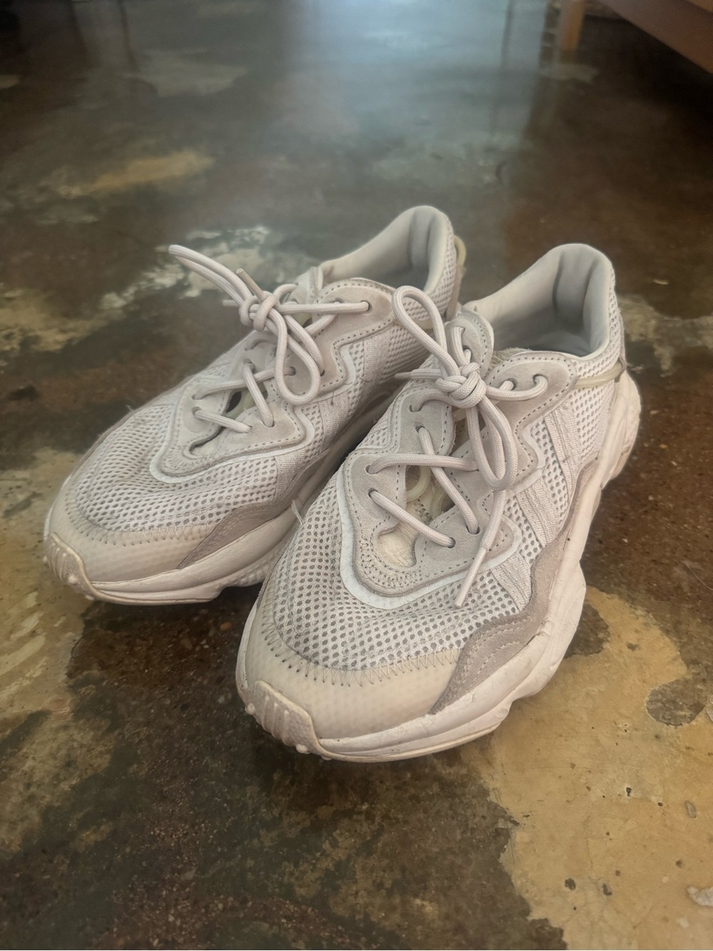 Adidas Ozweego Women’s size 8